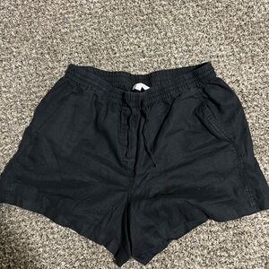 Women’s Banana Republic Black Linen Drawstring Pull on Shorts Size L